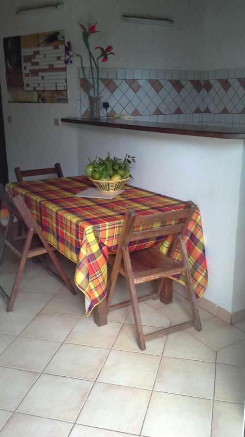 Appartement Chez Rosy à Le Robert Extérieur photo